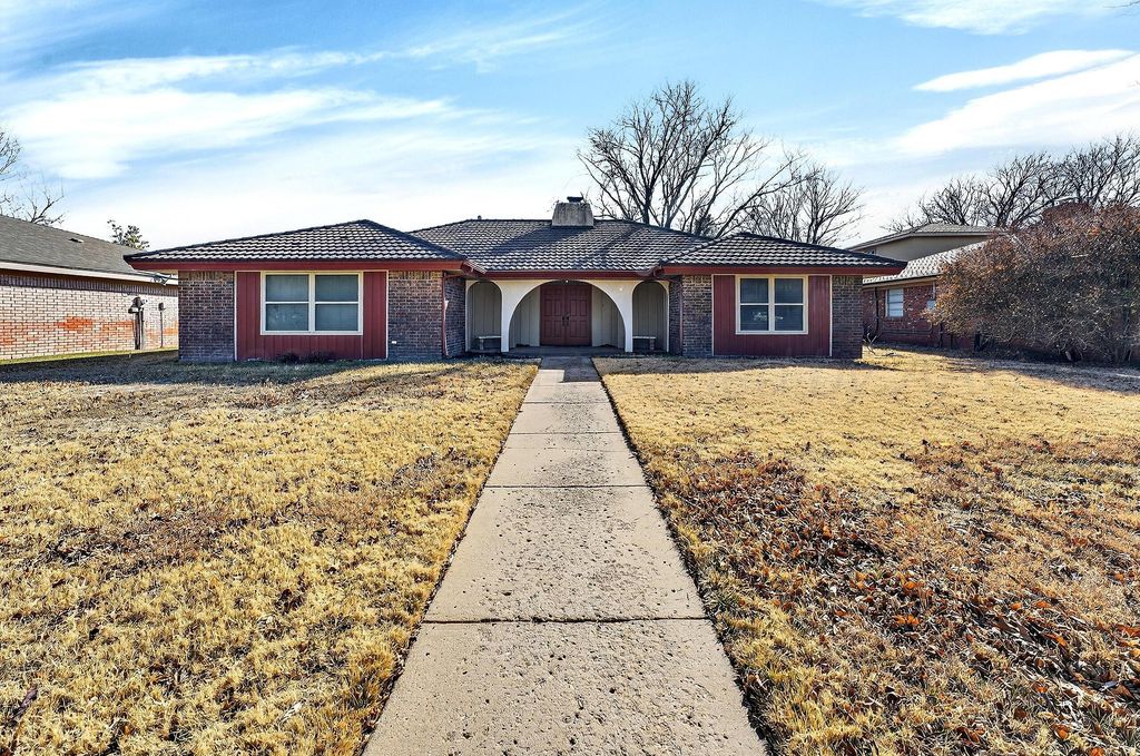 6307 FULTON Drive, Amarillo, TX 79109