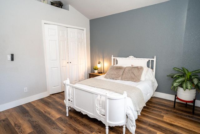 684 W Chennault Avenue, Clovis, CA 93611