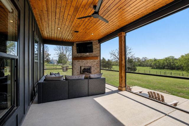 9640 Lascassas Pike, Lascassas, TN 37085