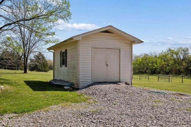 9640 Lascassas Pike, Lascassas, TN 37085