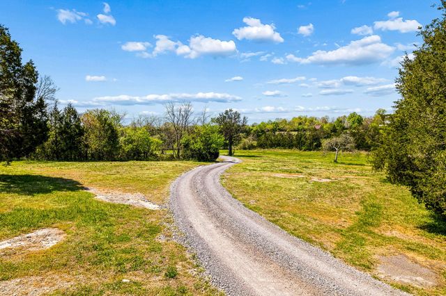 9640 Lascassas Pike, Lascassas, TN 37085