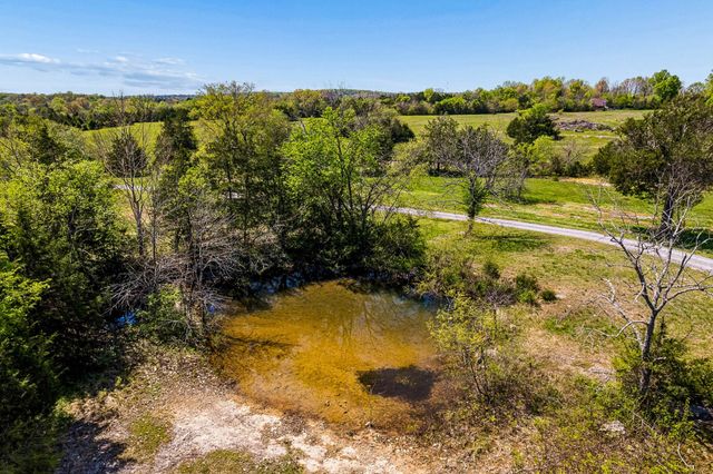 9640 Lascassas Pike, Lascassas, TN 37085