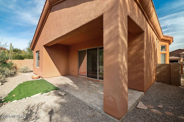 203 E Brearley Drive, Oro Valley, AZ 85737