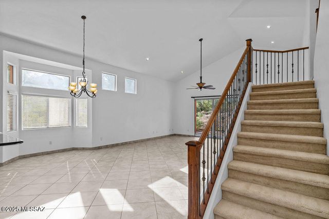 203 E Brearley Drive, Oro Valley, AZ 85737