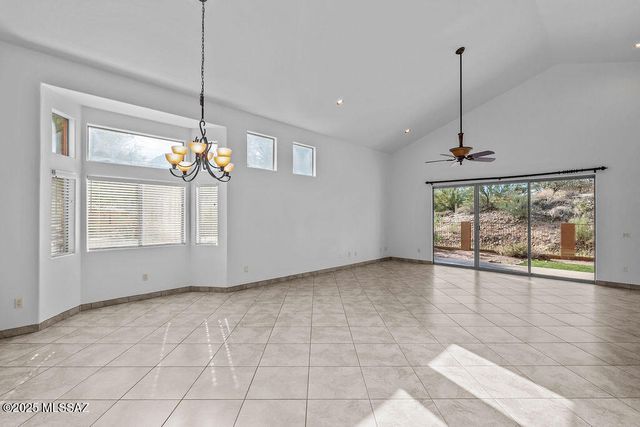 203 E Brearley Drive, Oro Valley, AZ 85737