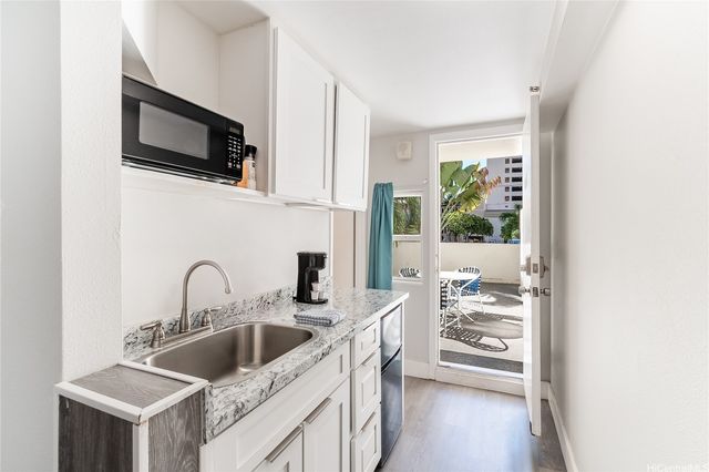 2450 Prince Edward Street 201A, Honolulu, HI 96815