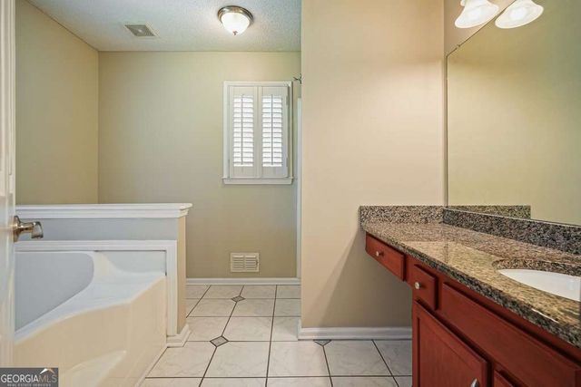 287 Kings Walk, Douglasville, GA 30134