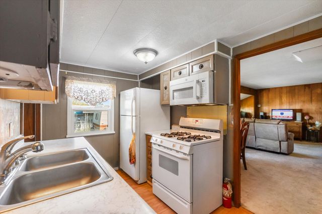 481 Twin View Boulevard, 63, Redding, CA 96003