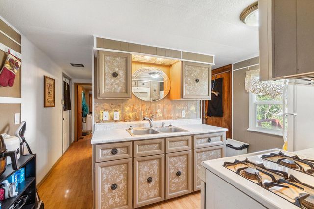 481 Twin View Boulevard, 63, Redding, CA 96003