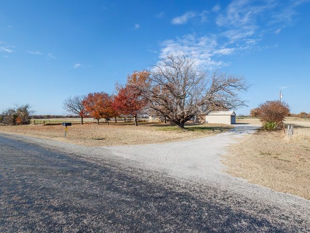 2050 E FM 583, May, TX 76857