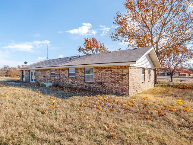 2050 E FM 583, May, TX 76857