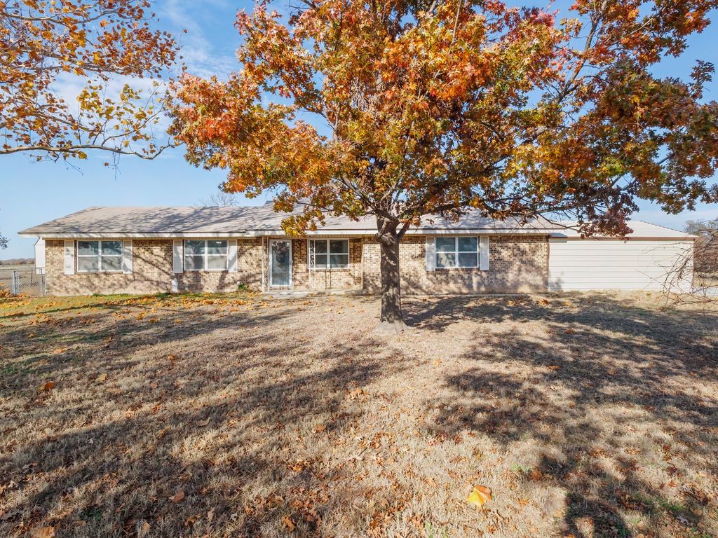 2050 E FM 583, May, TX 76857