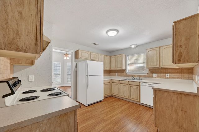 6602 Gardenia Drive, Rowlett, TX 75089