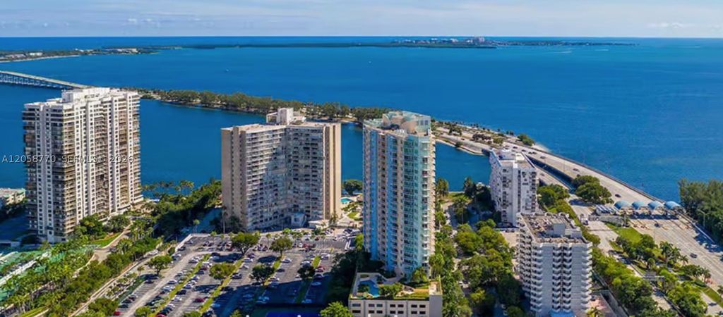 2475 Brickell Ave 1609, Miami, FL 33129
