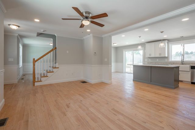 56 Beaver Pond Drive, Barnstead, NH 03218