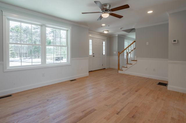 56 Beaver Pond Drive, Barnstead, NH 03218