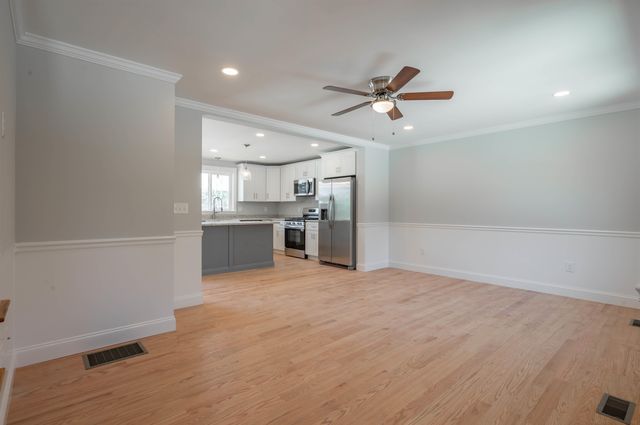 56 Beaver Pond Drive, Barnstead, NH 03218