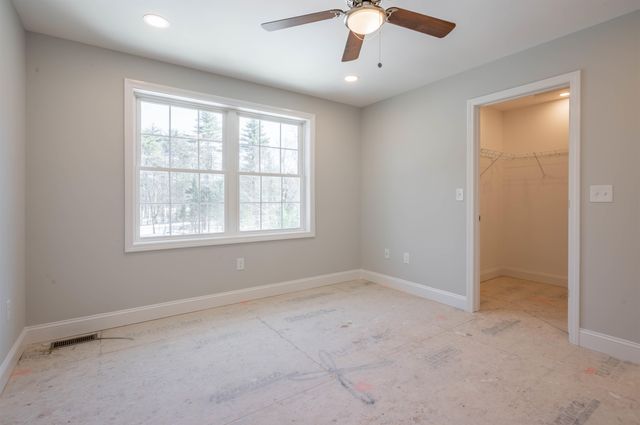 56 Beaver Pond Drive, Barnstead, NH 03218