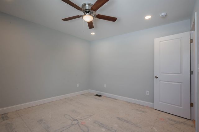 56 Beaver Pond Drive, Barnstead, NH 03218