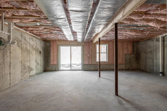 56 Beaver Pond Drive, Barnstead, NH 03218