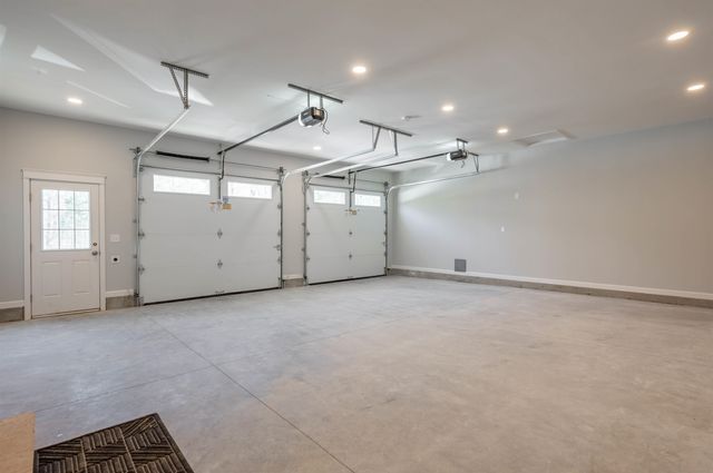 56 Beaver Pond Drive, Barnstead, NH 03218