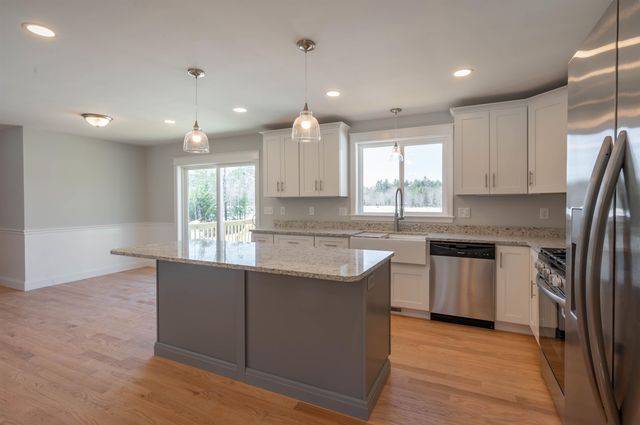 56 Beaver Pond Drive, Barnstead, NH 03218