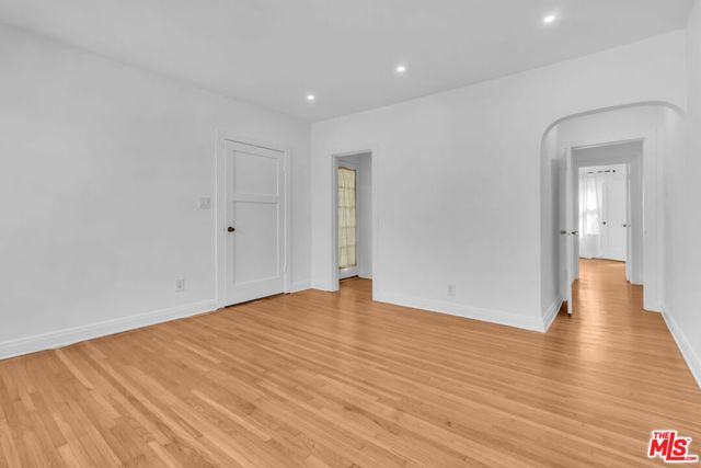 6131 W 5th Street, Los Angeles, CA 90048