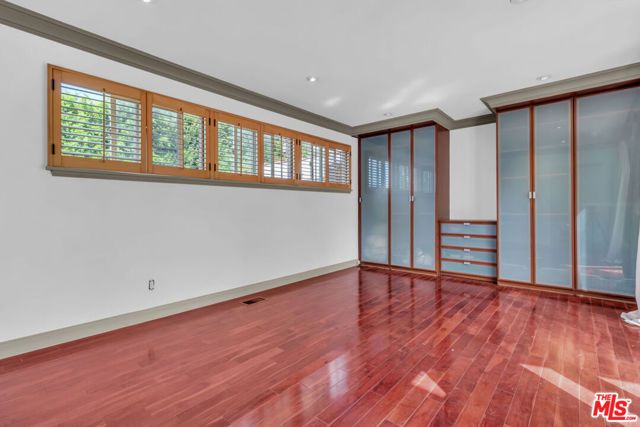 6131 W 5th Street, Los Angeles, CA 90048