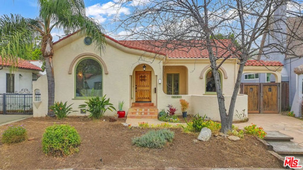 6131 W 5th Street, Los Angeles, CA 90048