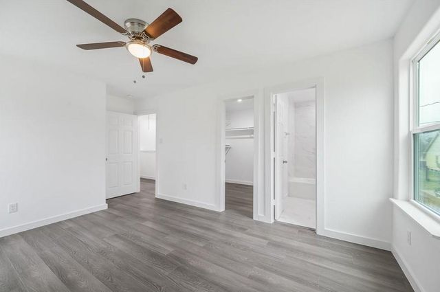 8639 Peachtree St Street, Houston, TX 77016