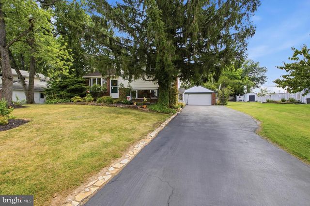 24 MIAMI RD, West Norriton, PA 19403