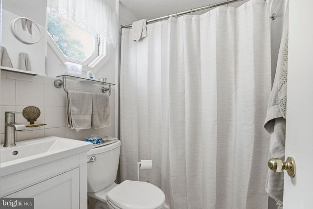 24 MIAMI RD, West Norriton, PA 19403