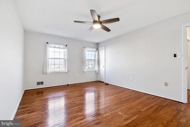 17020 BRIARDALE, Rockville, MD 20855