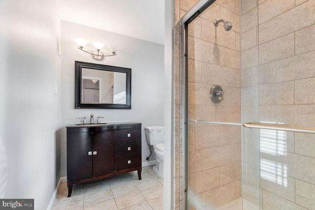 17020 BRIARDALE, Rockville, MD 20855