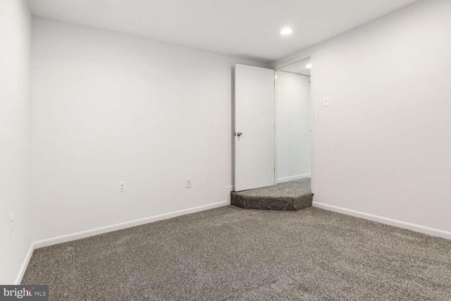 17020 BRIARDALE, Rockville, MD 20855