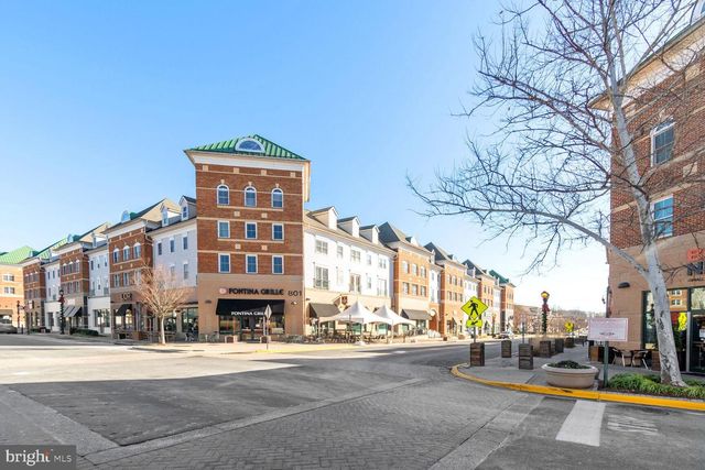 17020 BRIARDALE, Rockville, MD 20855