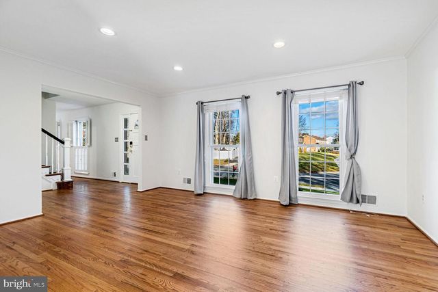 17020 BRIARDALE, Rockville, MD 20855