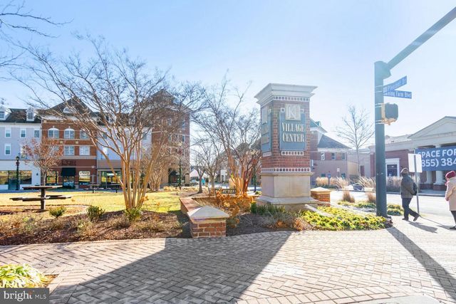 17020 BRIARDALE, Rockville, MD 20855