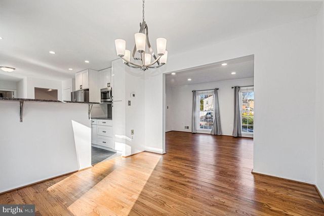 17020 BRIARDALE, Rockville, MD 20855