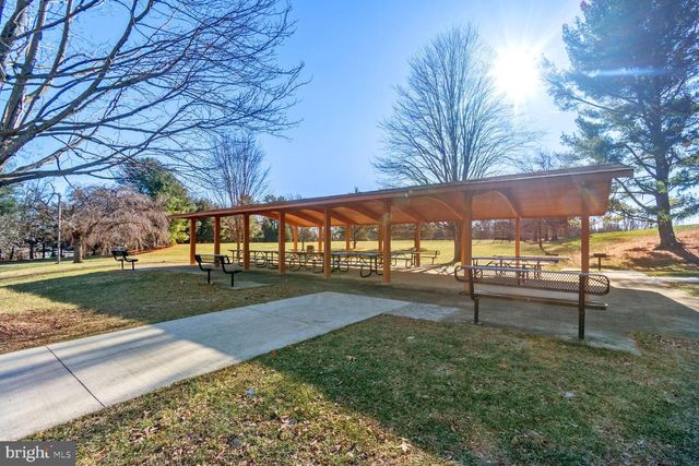 17020 BRIARDALE, Rockville, MD 20855