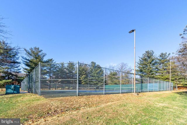 17020 BRIARDALE, Rockville, MD 20855