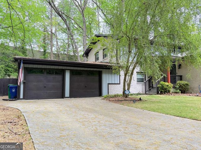 3629 Embry Circle, Atlanta, GA 30341