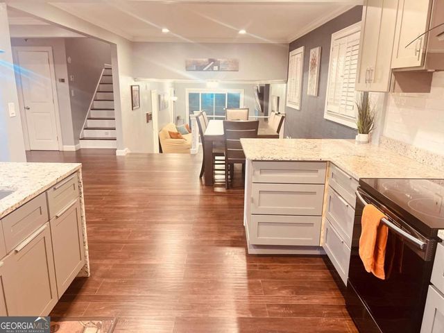 3629 Embry Circle, Atlanta, GA 30341