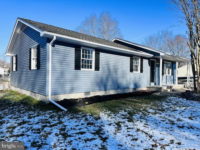 115 W HIGH ST, Felton, DE 19943