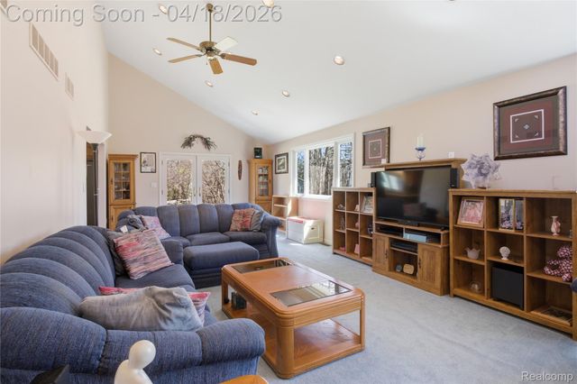 21568 Cass Street, Farmington Hills, MI 48335