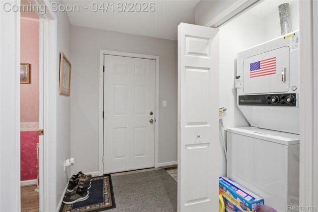 21568 Cass Street, Farmington Hills, MI 48335