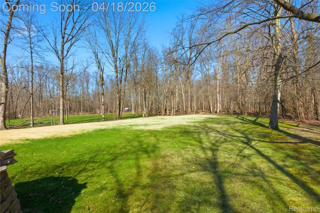 21568 Cass Street, Farmington Hills, MI 48335