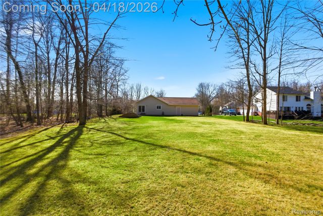 21568 Cass Street, Farmington Hills, MI 48335