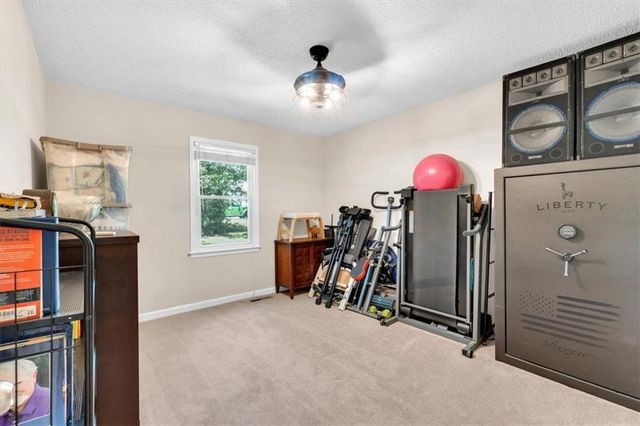 10 Fouche Drive SW, Cartersville, GA 30120