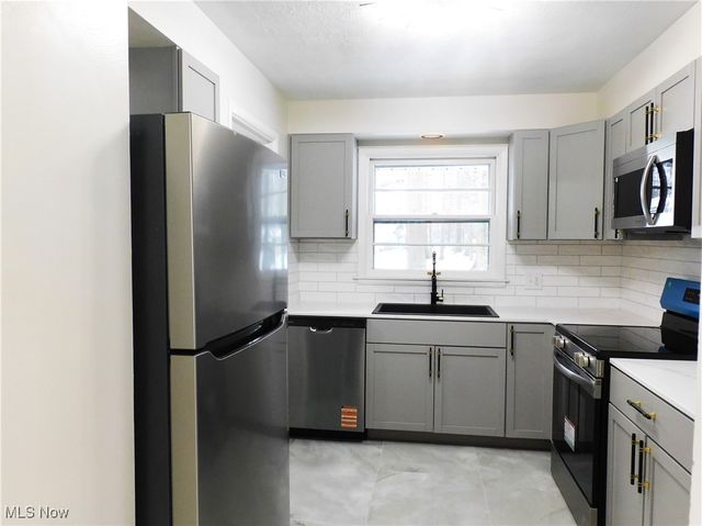 2544 W 9th Street, Ashtabula, OH 44004